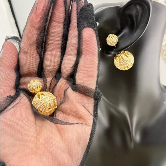 Glamorous Gold-Tone Double Sphere Drop Earrings ✨ - Picture 6 of 8